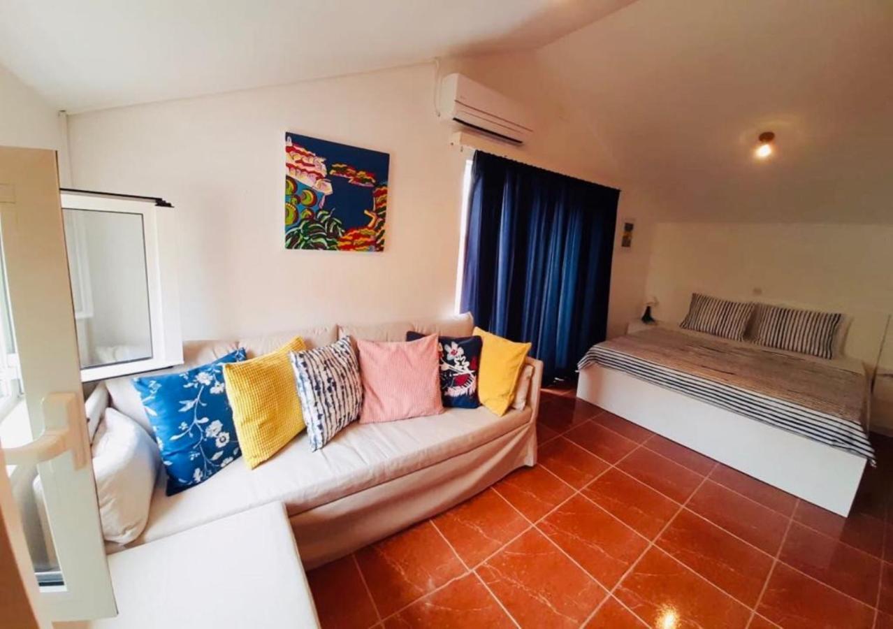 Apartments Barbaresko 룸바르다 외부 사진