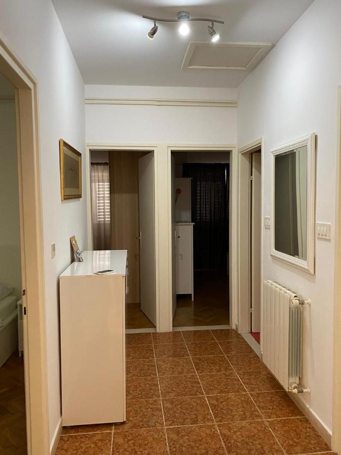 Apartments Barbaresko 룸바르다 외부 사진