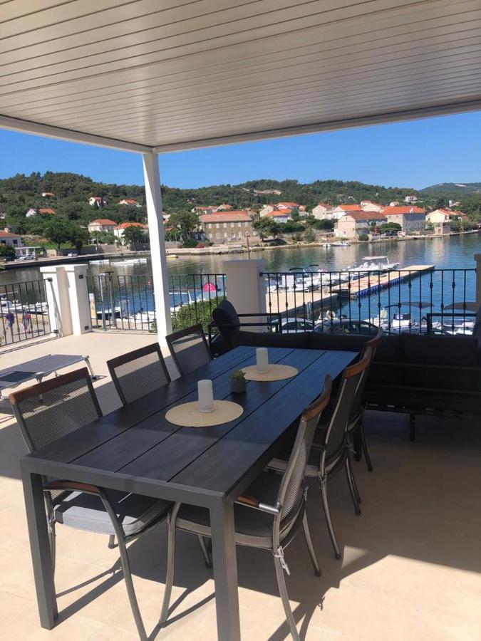 Apartments Barbaresko 룸바르다 외부 사진