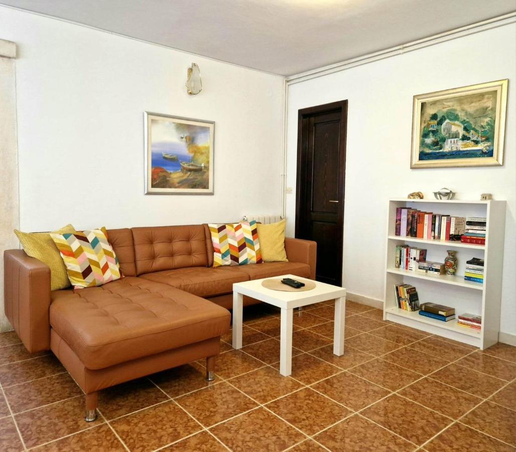Apartments Barbaresko 룸바르다 외부 사진
