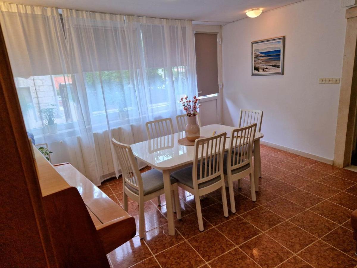 Apartments Barbaresko 룸바르다 외부 사진