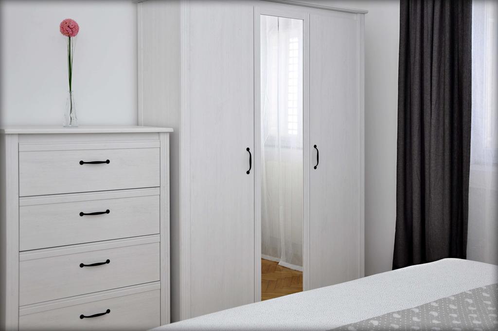 Apartments Barbaresko 룸바르다 외부 사진