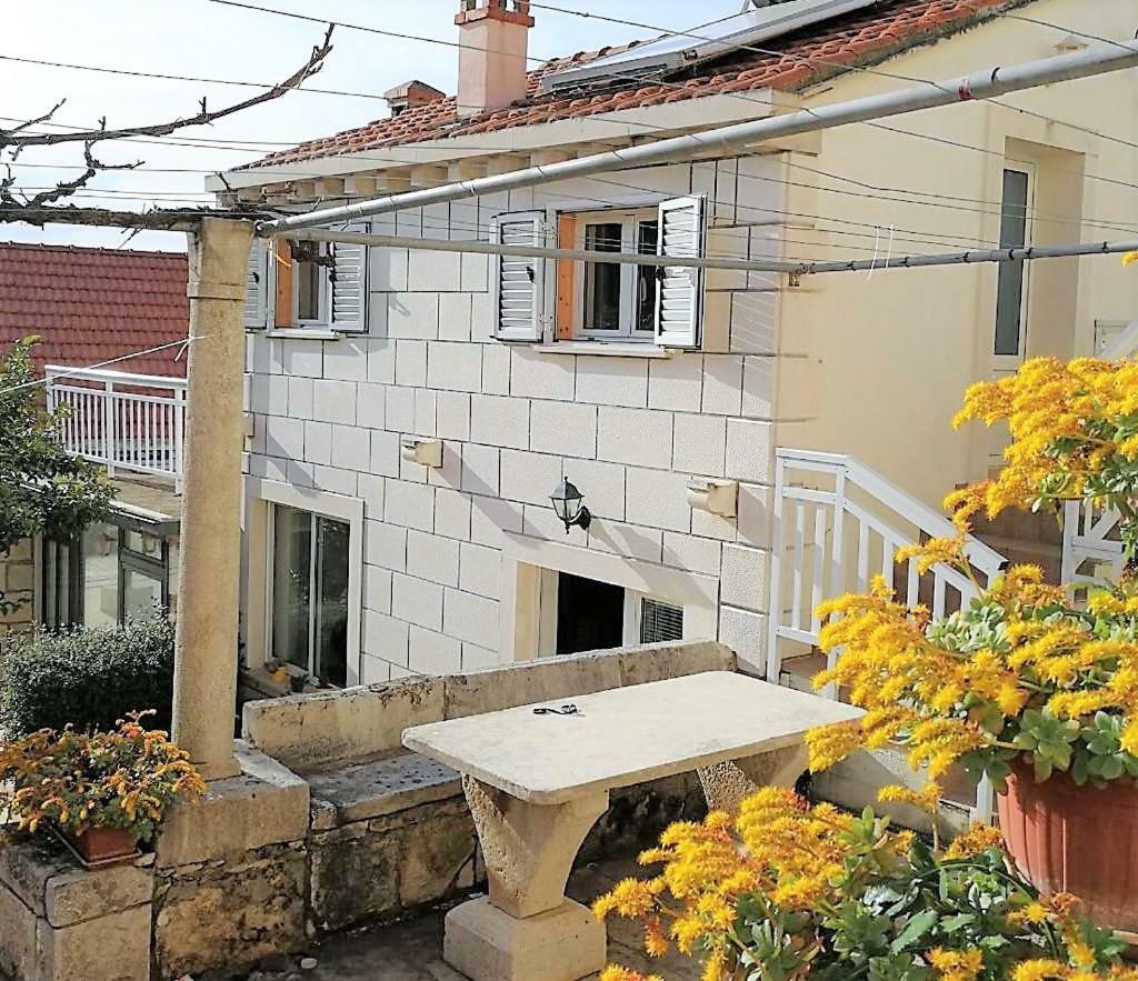 Apartments Barbaresko 룸바르다 외부 사진